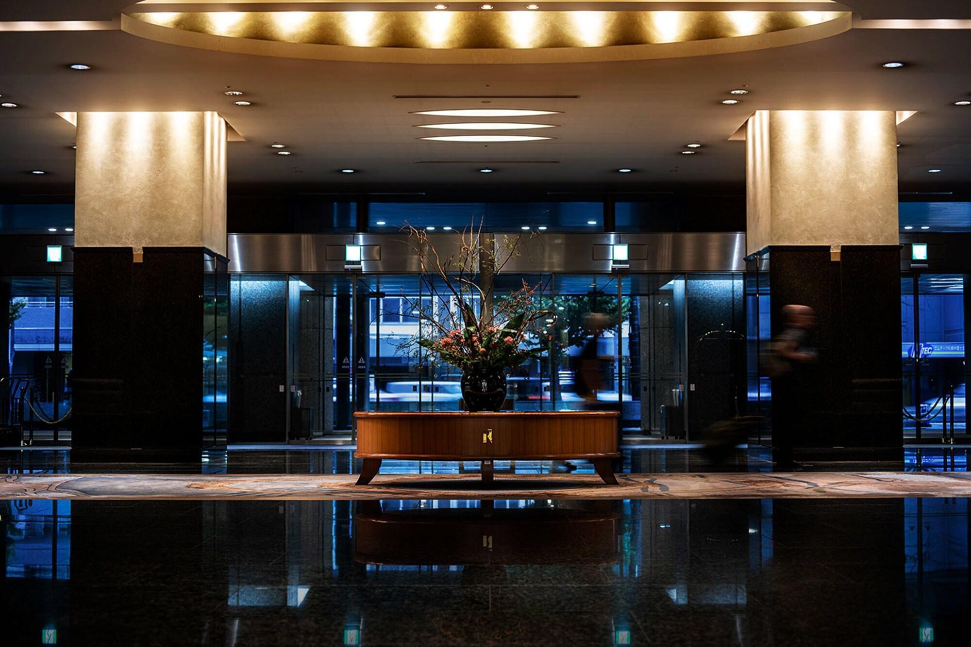 Royton Sapporo Hotel Eksteriør bilde The lobby of the hotel